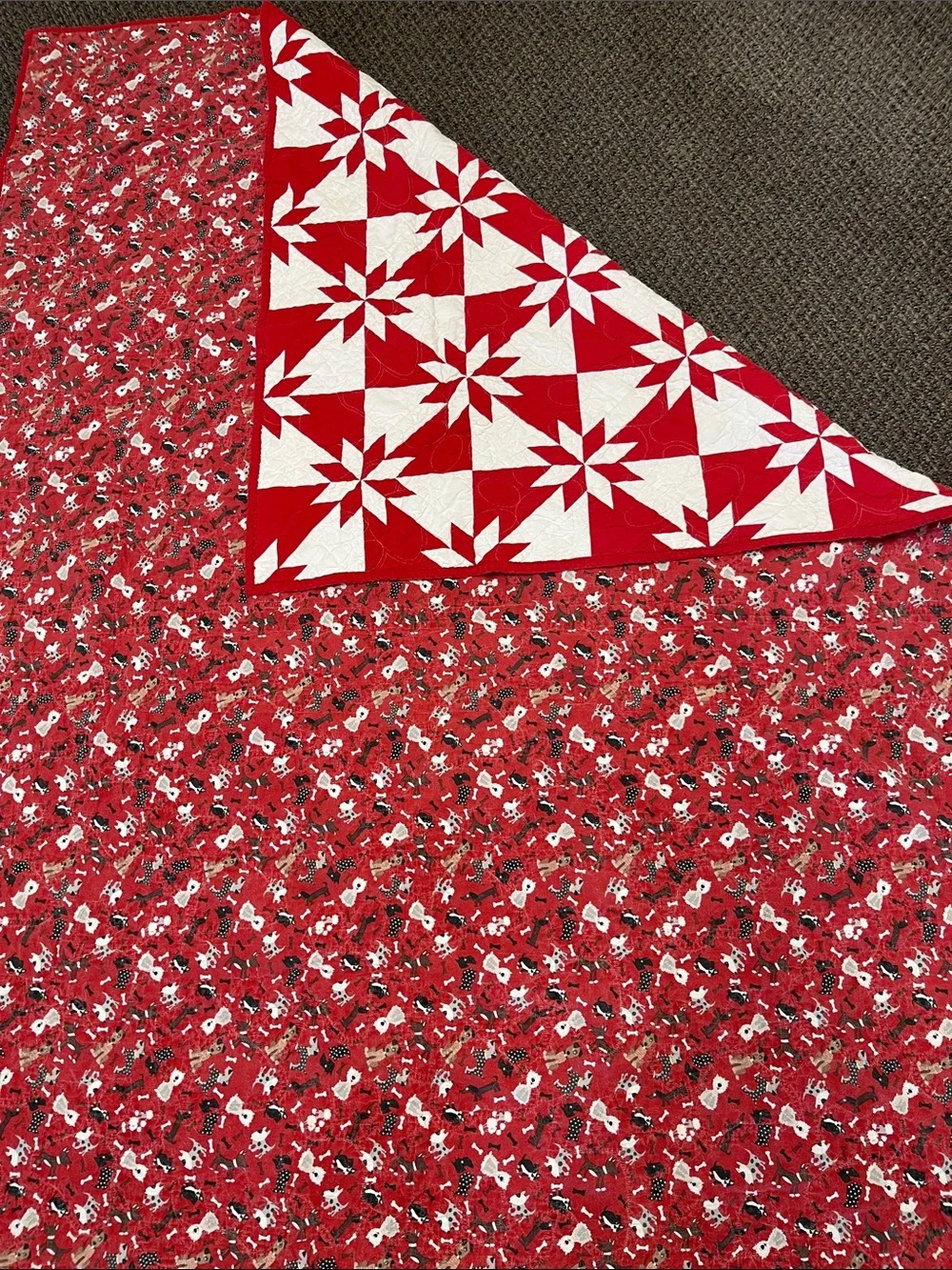Classic Red and White Star Patchwork w/ Quilt Dog Theme Heavy Cotton  51